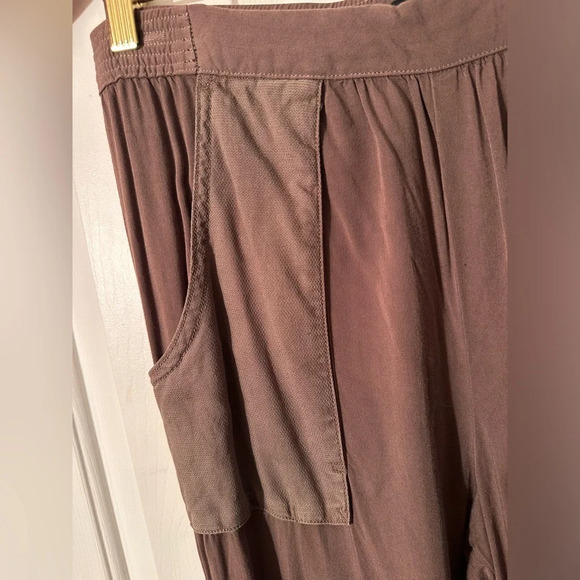 BDG Urban Outfitters Nordstrom Taupe Tencel Nylon Soft Utility Cargo Joggers S - Picture 5 of 15